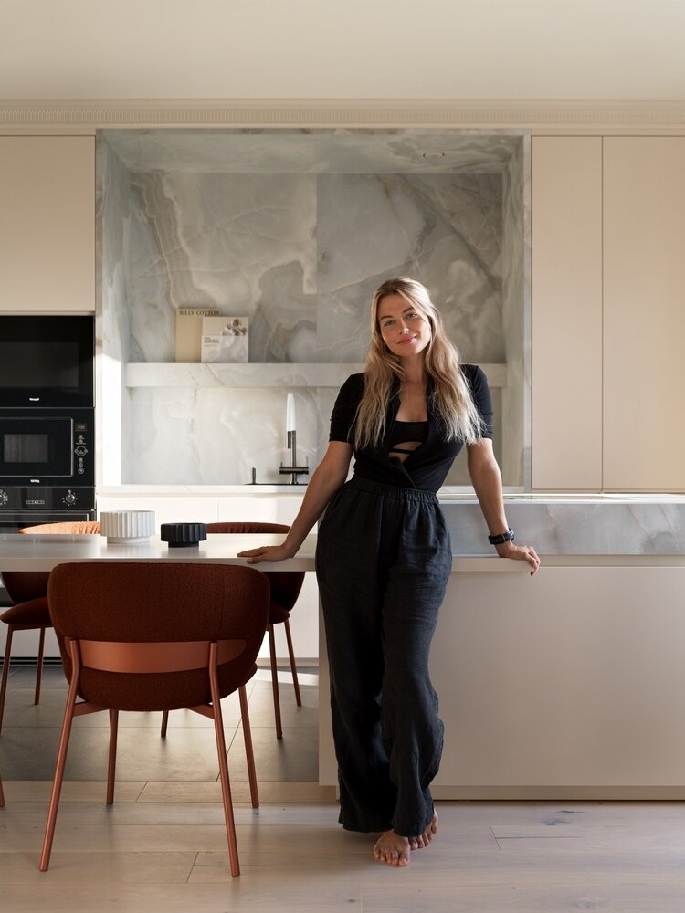 Дизайнер Юлия Тазулах Дизайнер Юлия Тазулах