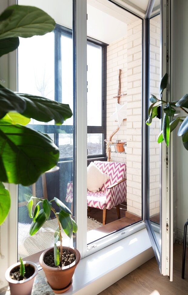 Фотография: Балкон в стиле Скандинавский, Современный, Квартира, Проект недели, Москва, Мария Шумская, 2 комнаты, 40-60 метров, Анна Явишкина, Sweet Home Design – фото на INMYROOM