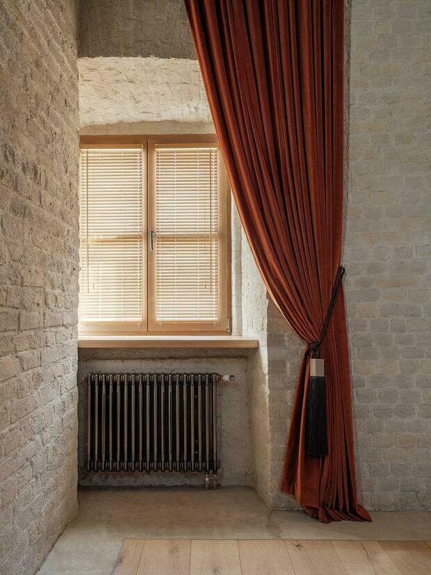 Фотография: Гостиная в стиле Лофт, Современный, Эклектика, Квартира, Проект недели, Москва, Кирпичный дом, 2 комнаты, 60-90 метров, Евгения Ревина – фото на INMYROOM