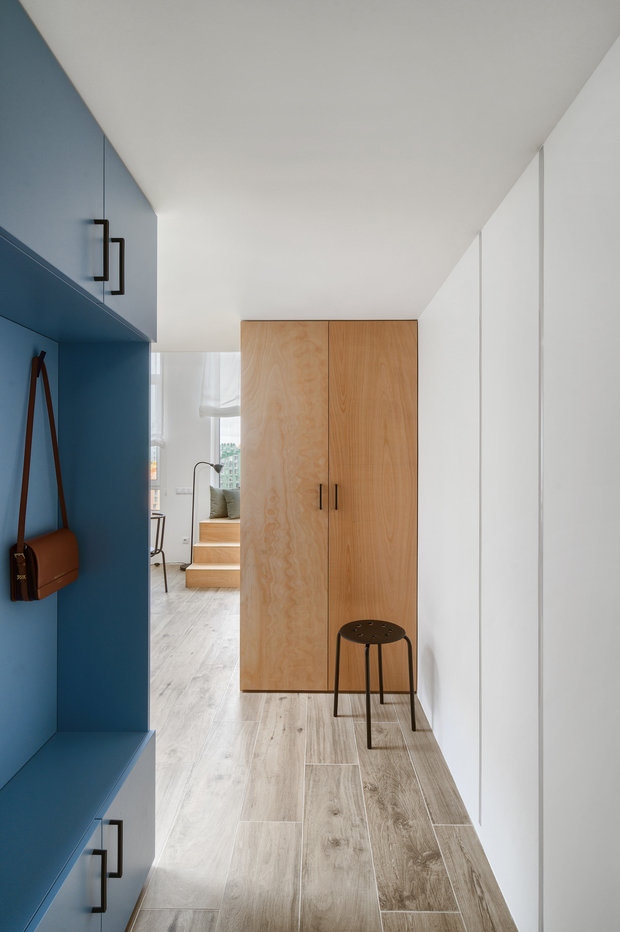 Фотография: Прихожая в стиле Минимализм, Современный, Квартира, Студия, Проект недели, Киев, Ольга Бондарь, до 40 метров – фото на INMYROOM