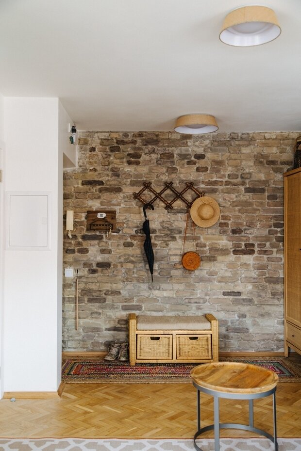 Фотография: Прихожая в стиле Скандинавский, Восточный, Малогабаритная квартира, Квартира, Проект недели, Москва, Эко, Хрущевка, 2 комнаты, 40-60 метров, Павел Фотеев – фото на INMYROOM