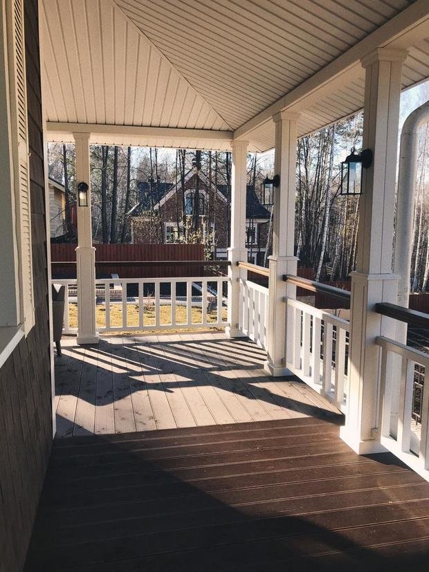 Фотография: Терраса в стиле Прованс и Кантри, Классический, Дом, Проект недели, американский стиль, 4 и больше, Более 90 метров, Красноярск, Сбербанк, Сибирь, Дмитрий Баландин – фото на INMYROOM