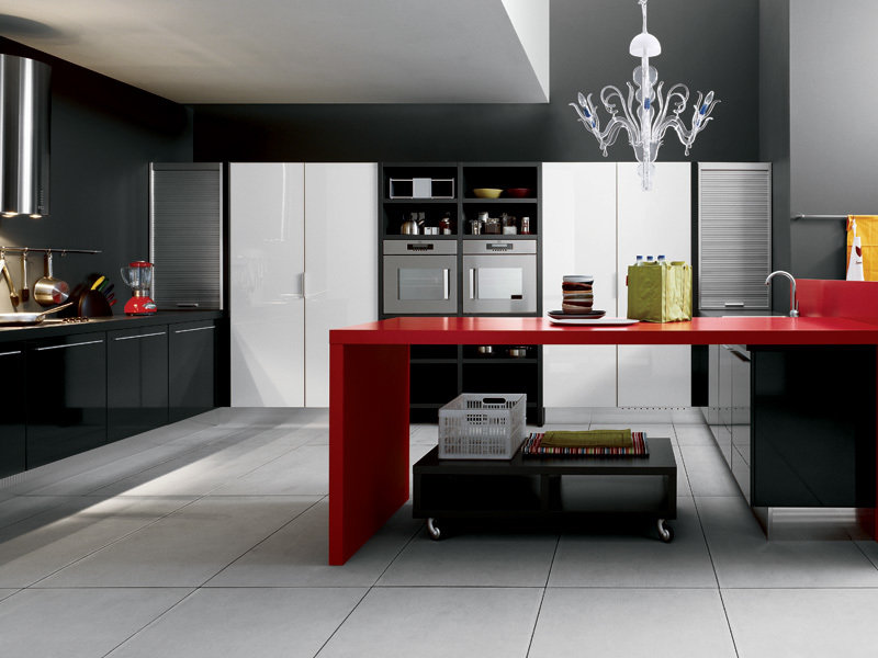 Фотография: Кухня и столовая в стиле Хай-тек, Декор интерьера, Дизайн интерьера, Цвет в интерьере, Черный, Пол – фото на INMYROOM