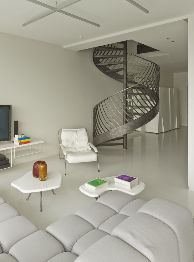 Фотография: Гостиная в стиле Хай-тек, Квартира, Проект недели, 4 и больше, Более 90 метров, Елена Соловьева – фото на INMYROOM