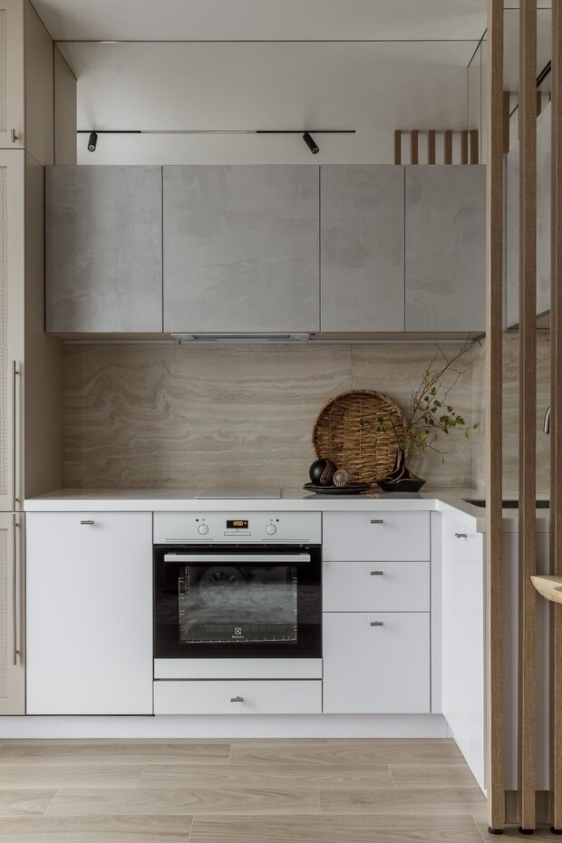 Фотография: Кухня и столовая в стиле Современный, Эко, Квартира, Проект недели, Сочи, 2 комнаты, 40-60 метров – фото на INMYROOM