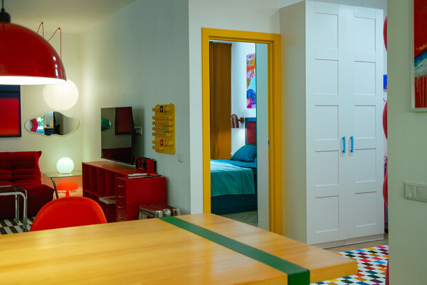 Фотография: Прихожая в стиле Современный, Эклектика, Винтажный, Квартира, Проект дня, Москва, Кирпичный дом, 2 комнаты, 40-60 метров, Павел Фотеев – фото на INMYROOM