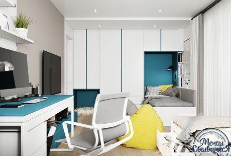 Светлая комната школьника