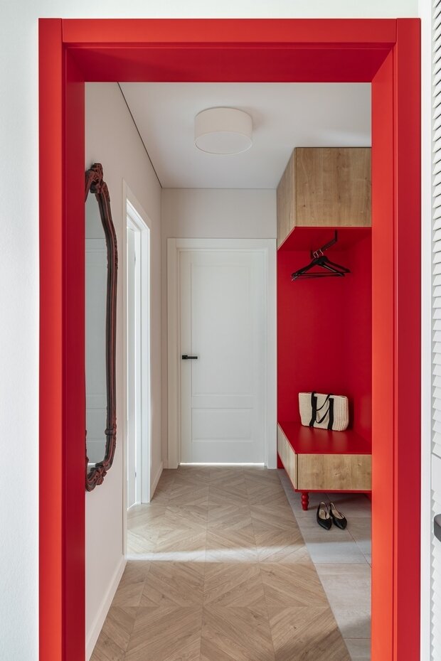 Фотография: Прихожая в стиле Скандинавский, Современный, Минимализм, Квартира, Проект дня, Москва, П-44, Панельный дом, 2 комнаты, 40-60 метров, Винтажный, Яна Гаевская – фото на INMYROOM
