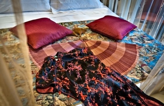 Фотография: Кухня и столовая в стиле Восточный, Дома и квартиры, Городские места, Отель, Модерн, Милан, Замок – фото на INMYROOM