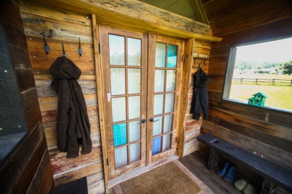 Фотография: Прихожая в стиле Прованс и Кантри, Современный, Дом, Дома и квартиры, Дача, Дом на колесах – фото на INMYROOM Фотография: Прихожая в стиле Прованс и Кантри, Современный, Дом, Дома и квартиры, Дача, Дом на колесах – фото на INMYROOM