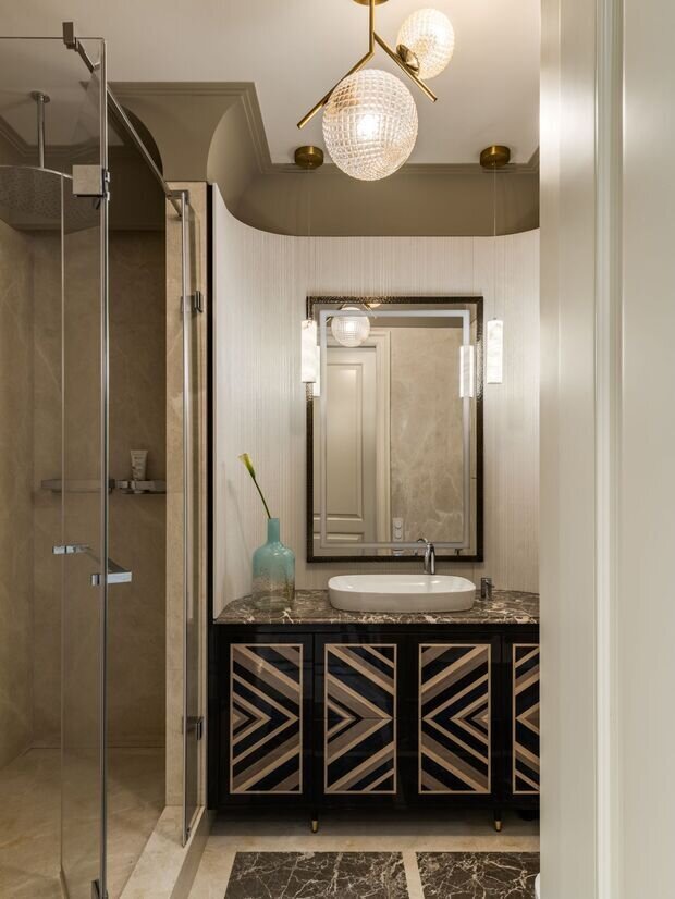 Фотография: Ванная в стиле Классический, Современный, Квартира, Проект дня, Санкт-Петербург, 3 комнаты, 60-90 метров, современный с элементами классики и роскоши, фото интерьера, дизайн интерьера фото, Елизавета Шмиткова, Маурицио Д’Орса – фото на INMYROOM