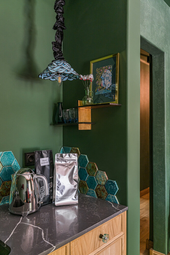 Фотография: Кухня и столовая в стиле Эклектика, Квартира, Проект дня, Сталинка, Кирпичный дом, 2 комнаты, 40-60 метров, Уфа, Юлия Мусина, PRSPKT Architects – фото на INMYROOM Фотография: Кухня и столовая в стиле Эклектика, Квартира, Проект дня, Сталинка, Кирпичный дом, 2 комнаты, 40-60 метров, Уфа, Юлия Мусина, PRSPKT Architects – фото на INMYROOM