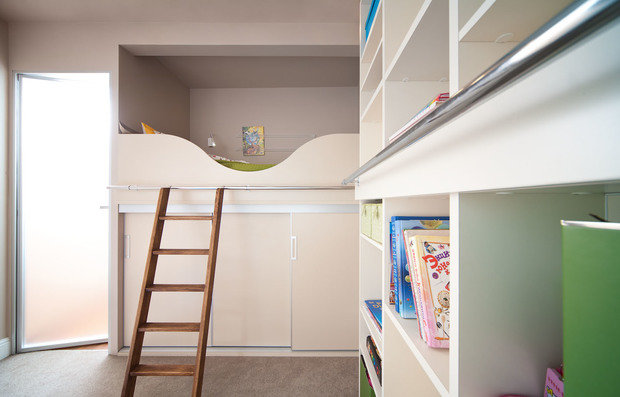 Фотография: Детская в стиле Современный, Эклектика, Скандинавский, Декор интерьера, Белый, Голубой, Эко – фото на INMYROOM