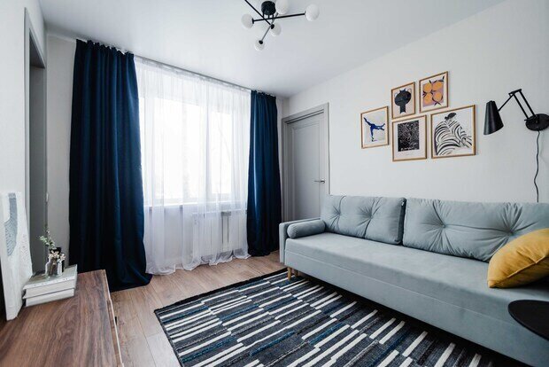 Фотография: Гостиная в стиле Скандинавский, Современный, Малогабаритная квартира, Квартира, Проект дня, Сталинка, 2 комнаты, до 40 метров – фото на INMYROOM