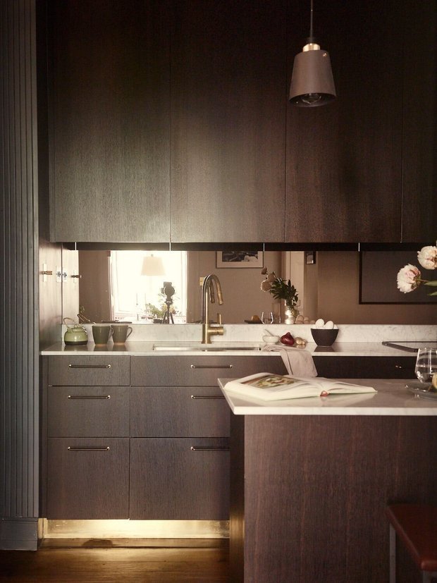 Фотография: Кухня и столовая в стиле Минимализм, Скандинавский, Современный, Декор интерьера, Квартира, Швеция, Зеленый, Бежевый, Коричневый, 4 и больше, Более 90 метров – фото на INMYROOM