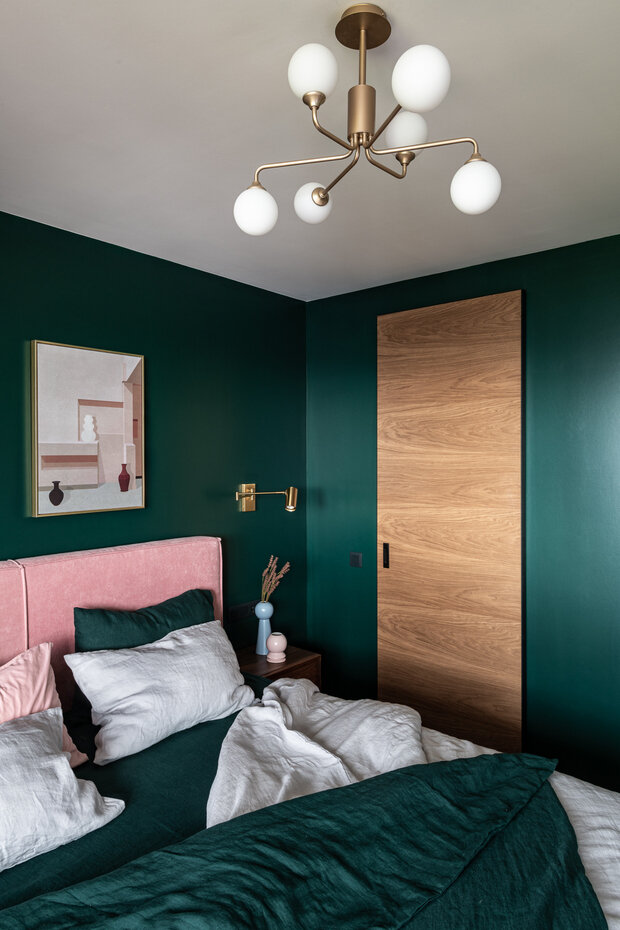 Фотография: Спальня в стиле Современный, Квартира, Проект недели, Москва, И-522А, Панельный дом, 3 комнаты, 60-90 метров, Вера Шеверденок – фото на INMYROOM