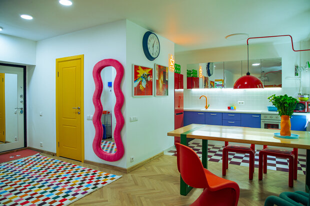 Фотография: Кухня и столовая в стиле Современный, Эклектика, Винтажный, Квартира, Проект дня, Москва, Кирпичный дом, 2 комнаты, 40-60 метров, Павел Фотеев – фото на INMYROOM