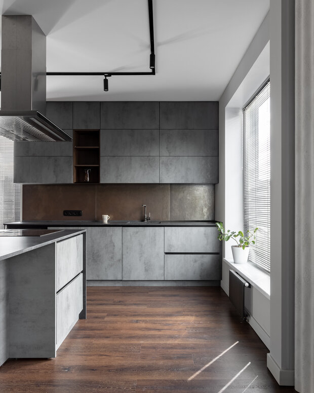 Фотография: Кухня и столовая в стиле Современный, Минимализм, Дом, Проект недели, Дом и дача, 4 и больше, Более 90 метров, Челябинская область, Денис Тарасенко, Олеся Тарасенко – фото на INMYROOM