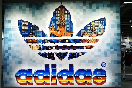 Оформление магазина Adidas Originals