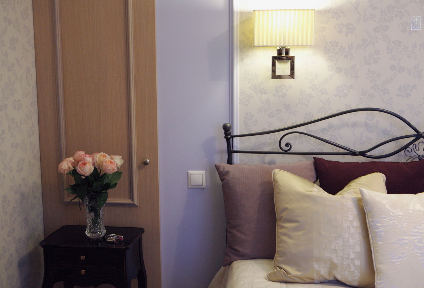 Фото из портфолио Спальни – фотографии дизайна интерьеров на INMYROOM Фото из портфолио Спальни – фотографии дизайна интерьеров на INMYROOM