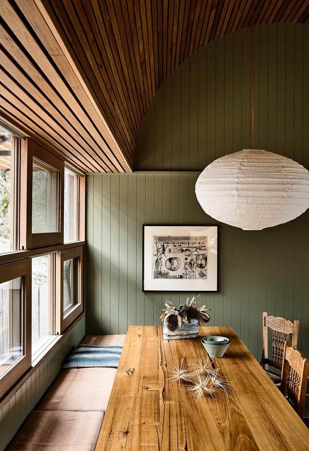 Фотография: Кухня и столовая в стиле Прованс и Кантри, Минимализм, Зеленый, Коричневый, Эко, Дом и дача – фото на INMYROOM