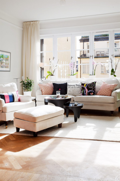 Фотография: Гостиная в стиле Скандинавский, Малогабаритная квартира, Квартира, Дома и квартиры, Стокгольм – фото на INMYROOM Фотография: Гостиная в стиле Скандинавский, Малогабаритная квартира, Квартира, Дома и квартиры, Стокгольм – фото на INMYROOM