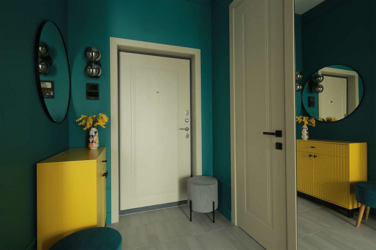 Фотография: Прихожая в стиле Современный, Минимализм, Гид – фото на INMYROOM