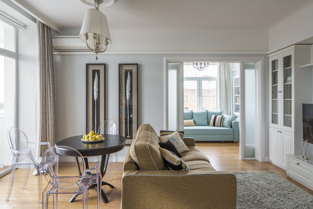 Фотография: Гостиная в стиле Эклектика, Квартира, Проект недели, Евгений Кулибаба, Эльвира Станкевич, Сталинка, трешка, 3 комнаты, 60-90 метров – фото на INMYROOM