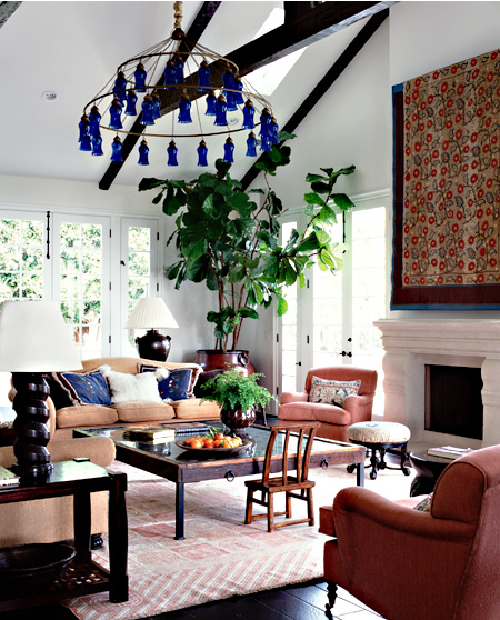 Фотография: Гостиная в стиле Восточный, Эклектика, Дом, Цвет в интерьере, Дома и квартиры – фото на INMYROOM