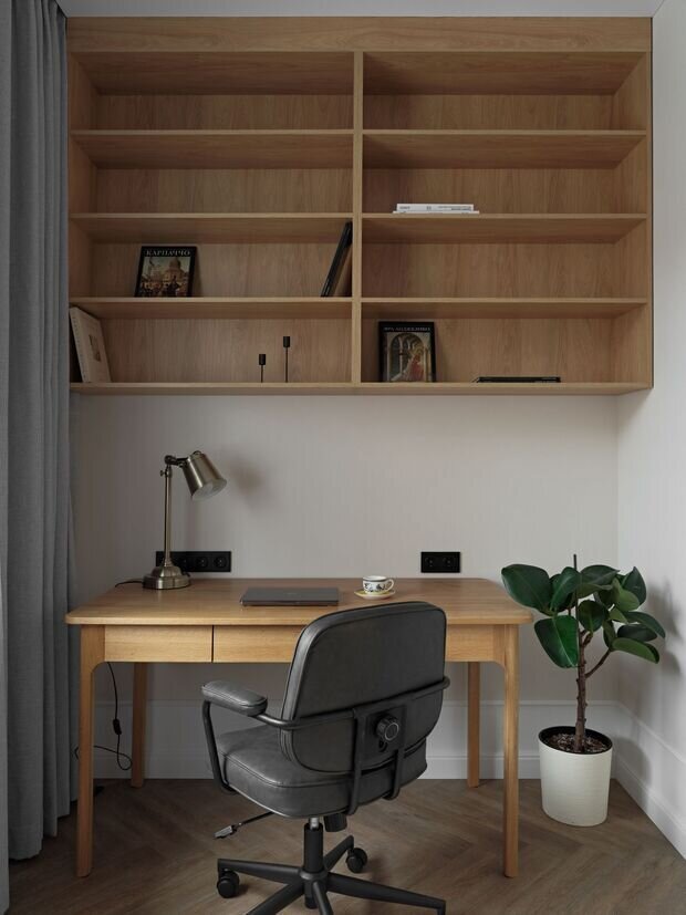 Фотография: Кабинет в стиле Современный, Квартира, Проект дня, Новосибирск, Сталинка, 3 комнаты, 60-90 метров, ремонт сталинки, дизайн кухни в сталинке, современный/скандинавский, фото интерьера, дизайн интерьера фото, фото кухни, Анастасия Рыбина, Елена Дьяконова – фото на INMYROOM