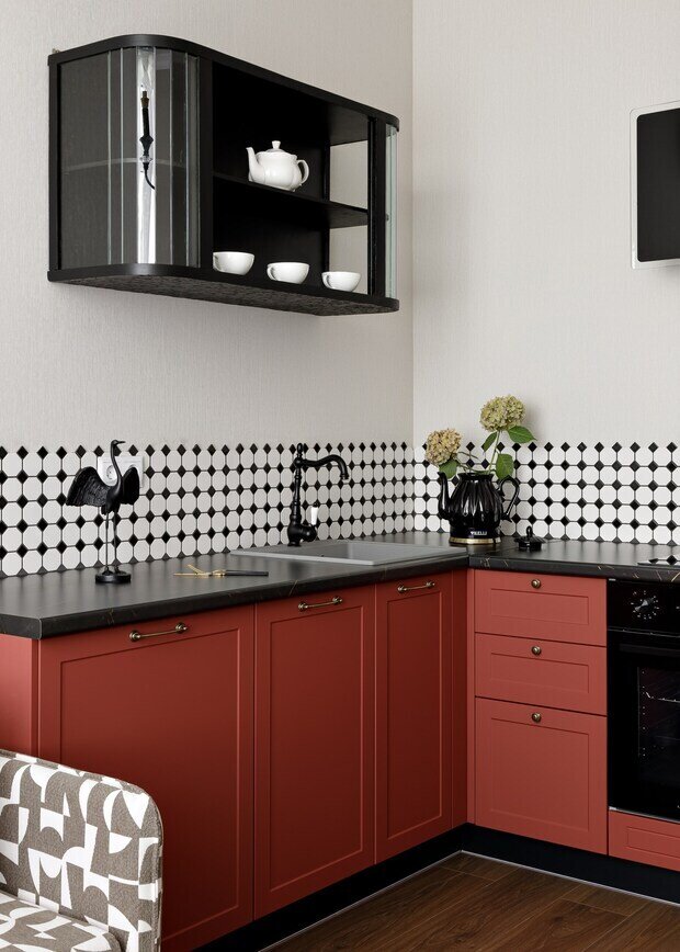 Фотография: Кухня и столовая в стиле Современный, Эклектика, Малогабаритная квартира, Квартира, Проект дня, Краснодар, 1 комната, до 40 метров, Ольга Суворова – фото на INMYROOM