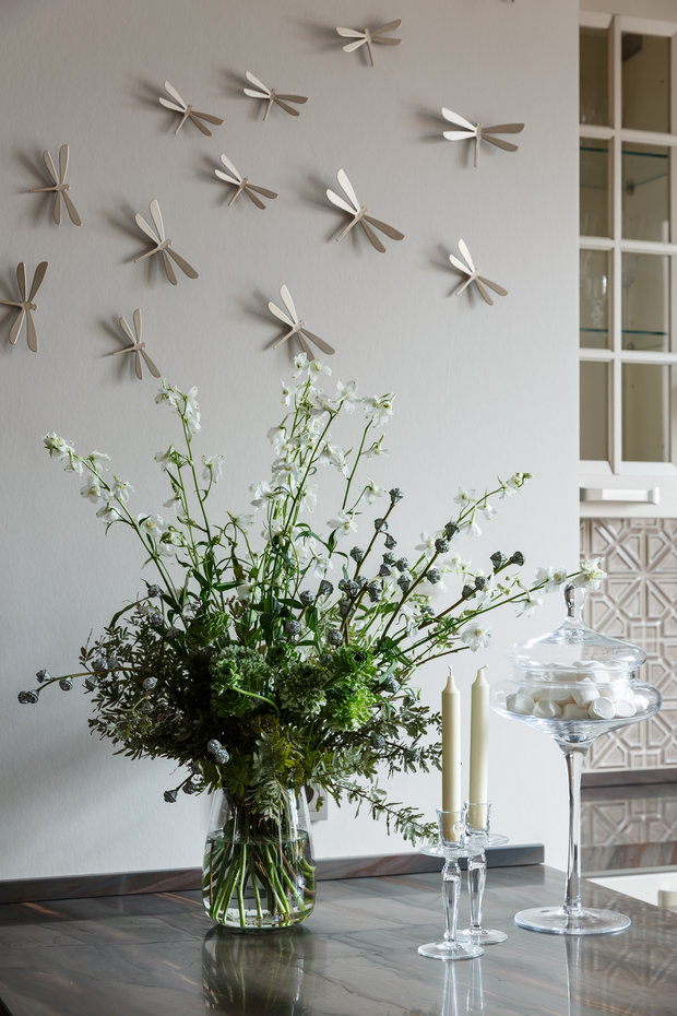 Фотография: Декор в стиле Классический, Современный, Квартира, Проект недели, Бежевый, Голубой, Бирюзовый, Кирпичный дом, 4 и больше, Более 90 метров, Иван Сорокин, Наталия Кацуцевичюс – фото на INMYROOM