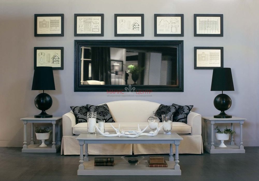 Фотография: Гостиная в стиле Классический, Декор интерьера, Декор дома, Зеркала – фото на INMYROOM