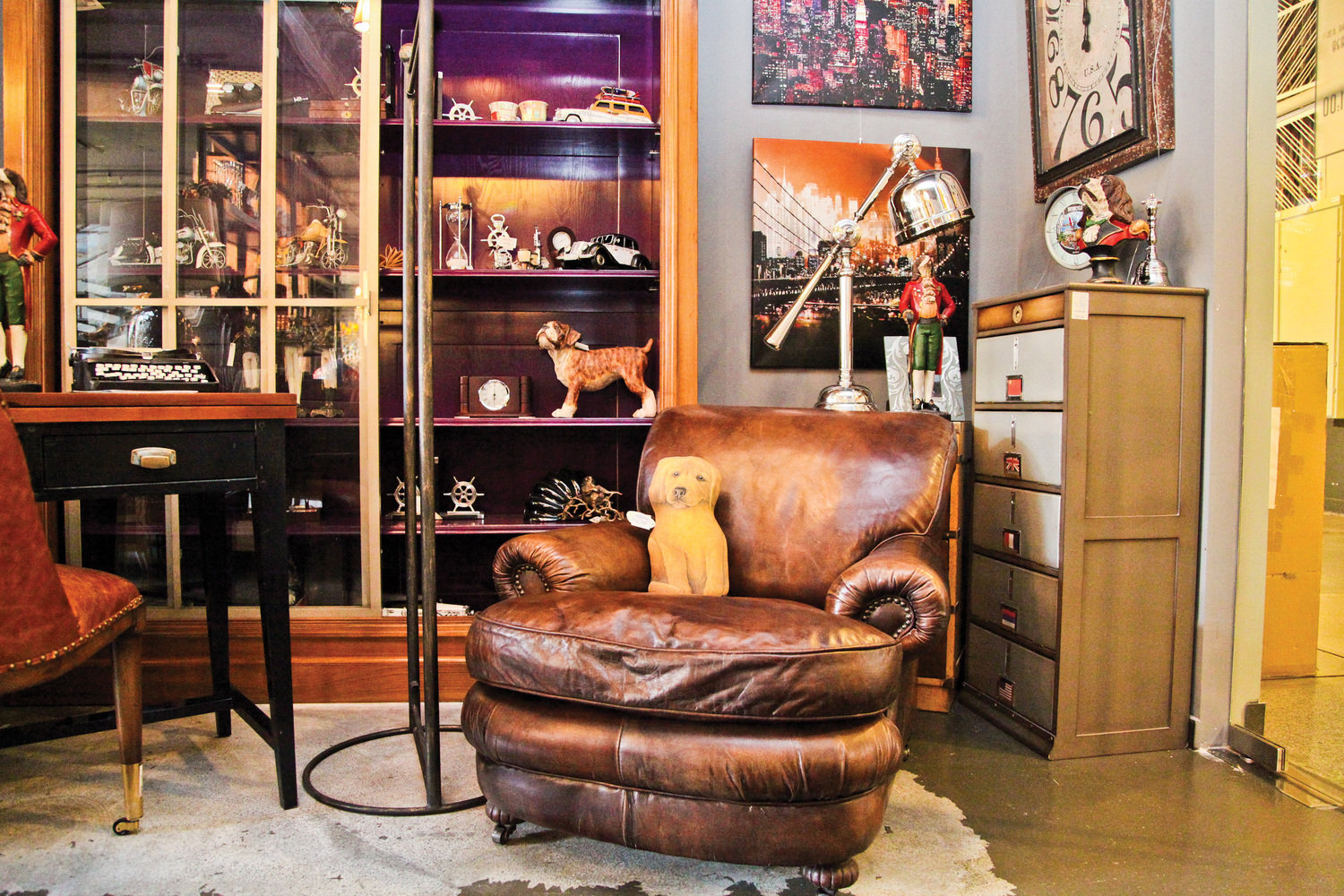 Фотография: Мебель и свет в стиле , Декор интерьера, Карта покупок, Индустрия, Маркет – фото на INMYROOM Фотография: Мебель и свет в стиле , Декор интерьера, Карта покупок, Индустрия, Маркет – фото на INMYROOM