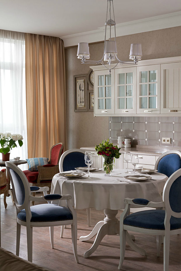 Дизайн: Алеся Сахно и Анна Муравская