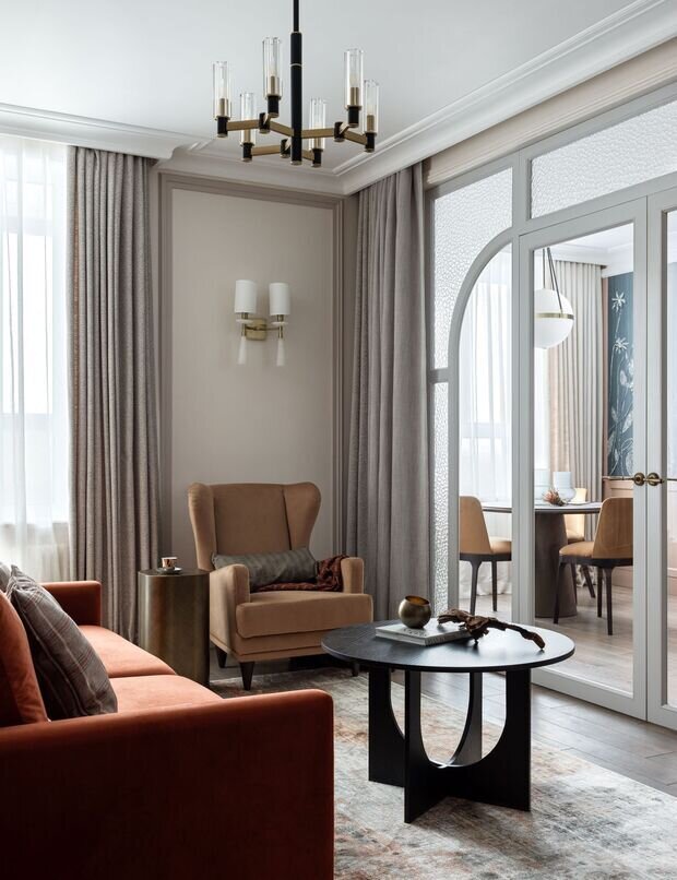 Фотография: Гостиная в стиле Классический, Современный, Эклектика, Квартира, Проект дня, 3 комнаты, 60-90 метров, Монолитно-кирпичный – фото на INMYROOM