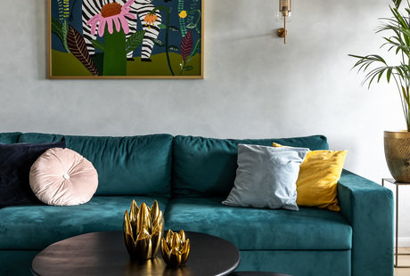 Большая и Цветная