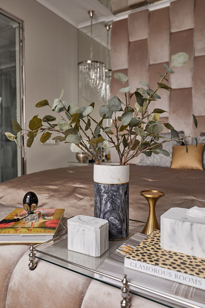 Фотография: Спальня в стиле Классический, Современный, Эклектика, Проект недели, Таунхаус, 4 и больше, Более 90 метров, Ектерина Реброва, Елена Поворова, Бюро Home Emotions – фото на INMYROOM Фотография: Спальня в стиле Классический, Современный, Эклектика, Проект недели, Таунхаус, 4 и больше, Более 90 метров, Ектерина Реброва, Елена Поворова, Бюро Home Emotions – фото на INMYROOM