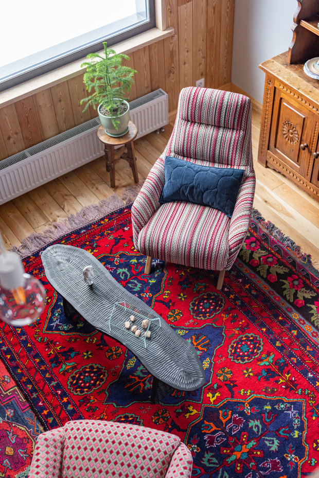 Фотография: Гостиная в стиле Эклектика, Дом, Проект недели, Дача, Дом и дача, 4 и больше, Более 90 метров, Уфа, Юлия Мусина, Александр Сафаров – фото на INMYROOM