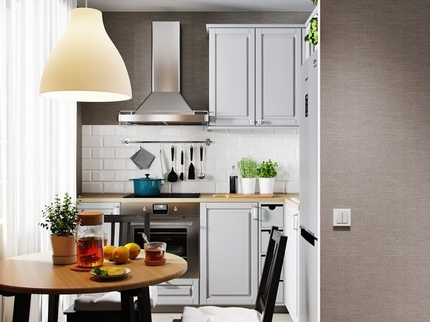 Фотография: Кухня и столовая в стиле Скандинавский, Ванная, Гостиная, Балкон, Квартира, Белый, Проект недели, Бежевый, Серый, 1 комната, до 40 метров, ПРЕМИЯ INMYROOM – фото на INMYROOM