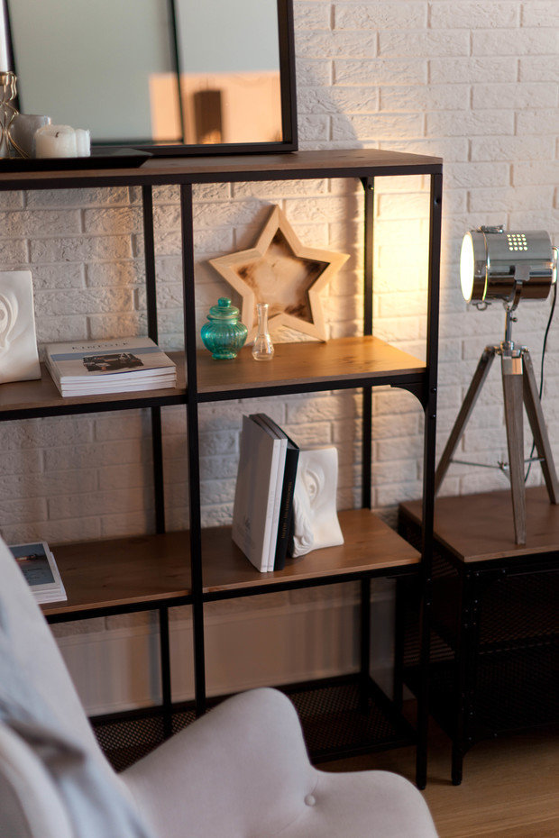 Фотография: Декор в стиле Лофт, Скандинавский, Квартира, Проект недели, Москва, Сталинка, 2 комнаты, 40-60 метров, Анна Сухая – фото на INMYROOM