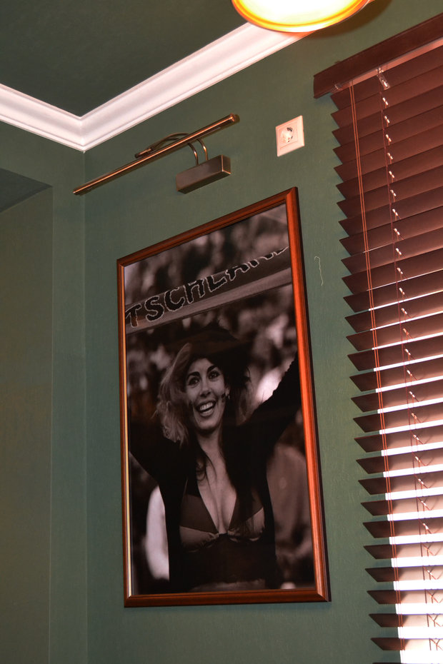 Фото из портфолио Спорт-бар в классике – фотографии дизайна интерьеров на INMYROOM