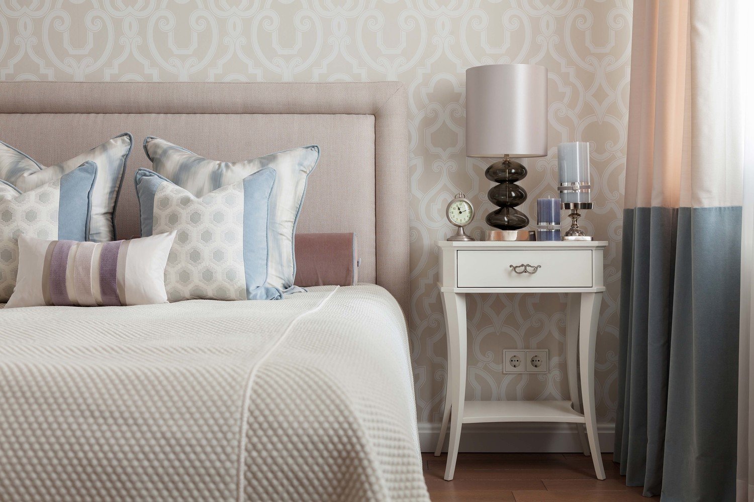 Фотография: Спальня в стиле Классический, Современный, Эклектика, Проект недели, Москва, Дом и дача, Таунхаус, Наталья Тарханова – фото на INMYROOM Фотография: Спальня в стиле Классический, Современный, Эклектика, Проект недели, Москва, Дом и дача, Таунхаус, Наталья Тарханова – фото на INMYROOM