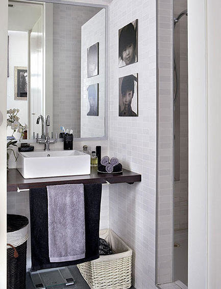 Фотография: Ванная в стиле Современный, Декор интерьера, Малогабаритная квартира, Квартира, Дома и квартиры, Пол, Индустриальный – фото на INMYROOM Фотография: Ванная в стиле Современный, Декор интерьера, Малогабаритная квартира, Квартира, Дома и квартиры, Пол, Индустриальный – фото на INMYROOM