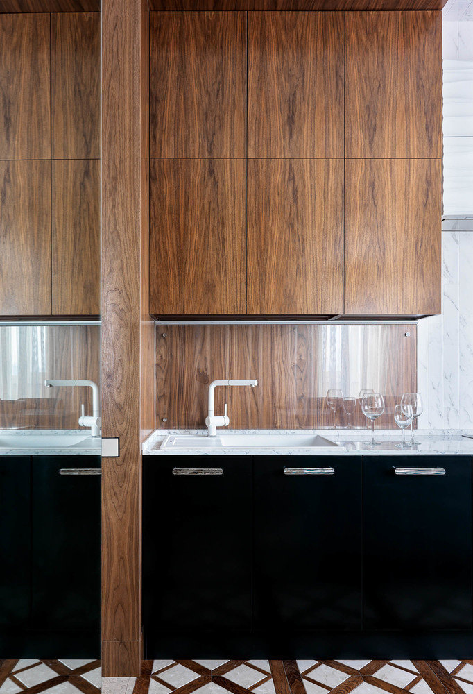 Фотография: Кухня и столовая в стиле Современный, Эклектика, Квартира, Белый, Проект недели, Москва, Зеленый, Бежевый, Розовый, Бирюзовый, Коричневый, Монолитный дом, 3 комнаты, Более 90 метров, Н-Куб, Николай Николаев – фото на INMYROOM Фотография: Кухня и столовая в стиле Современный, Эклектика, Квартира, Белый, Проект недели, Москва, Зеленый, Бежевый, Розовый, Бирюзовый, Коричневый, Монолитный дом, 3 комнаты, Более 90 метров, Н-Куб, Николай Николаев – фото на INMYROOM