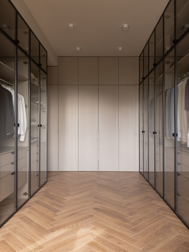 Фотография: Гардеробная в стиле Современный, Минимализм, Квартира, Проект дня, Москва, Кирпичный дом, 3 комнаты, Более 90 метров, Патриаршие пруды – фото на INMYROOM