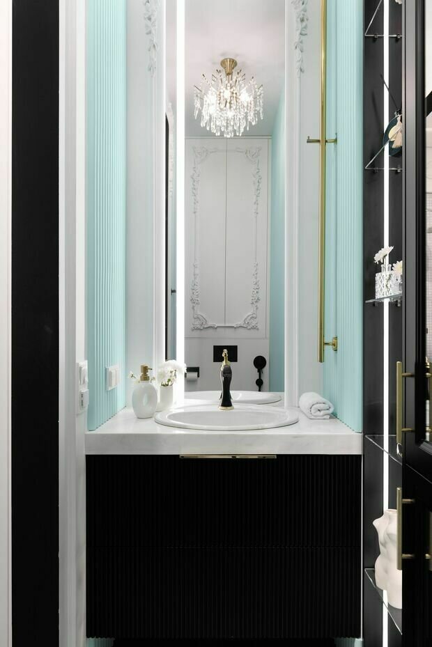 Фотография: Ванная в стиле Классический, Современный, Квартира, Проект дня, Москва, 2 комнаты, 60-90 метров, современный с элементами классики и роскоши, современный с элементами неоклассики, Ксения Луб – фото на INMYROOM