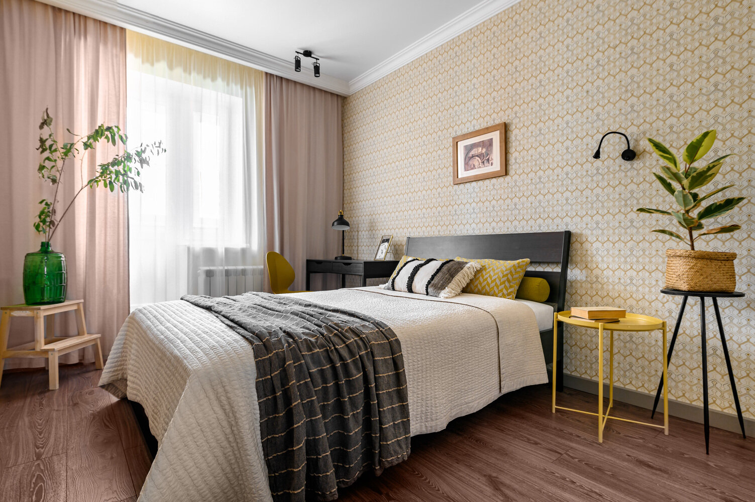 Фотография: Спальня в стиле Современный, Квартира, Проект недели, Московская область, 3 комнаты, 60-90 метров, Дмитров, Анна Мизюра – фото на INMYROOM