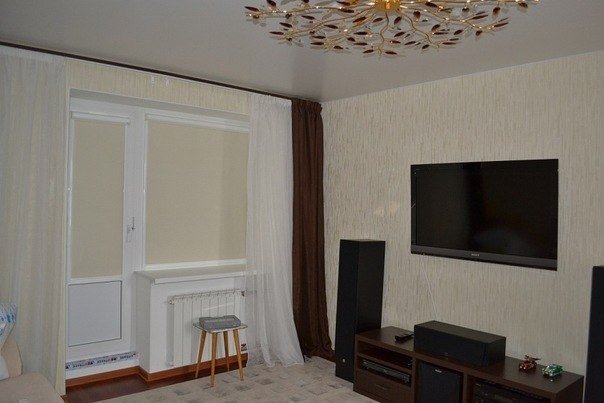 Фотография: Гостиная в стиле Минимализм, Спальня, Квартира, Дома и квартиры, Шторы, Жалюзи – фото на INMYROOM