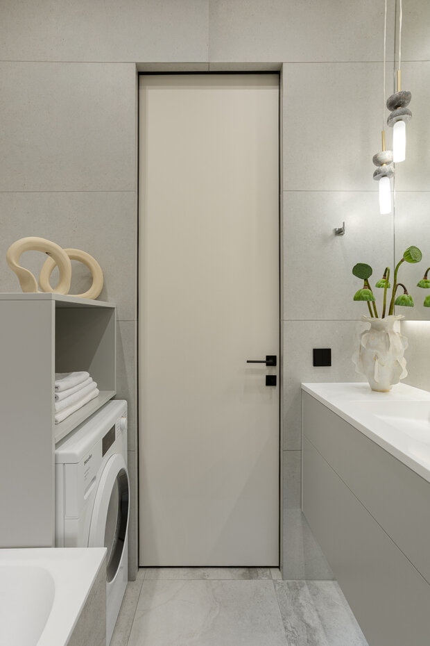 Фотография: Ванная в стиле Современный, Квартира, Проект дня, Монолитный дом, 3 комнаты, Более 90 метров, Эксклюзивные проекты, Оксана Галактионова, минимализм с элементами современного дизайна – фото на INMYROOM